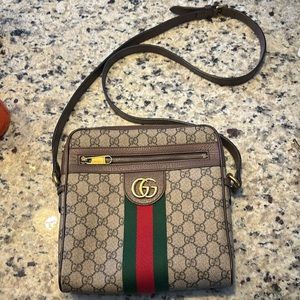 Gucci Messenger Bag